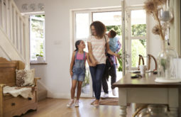 Welcome Home: How to Create an Inviting Entryway