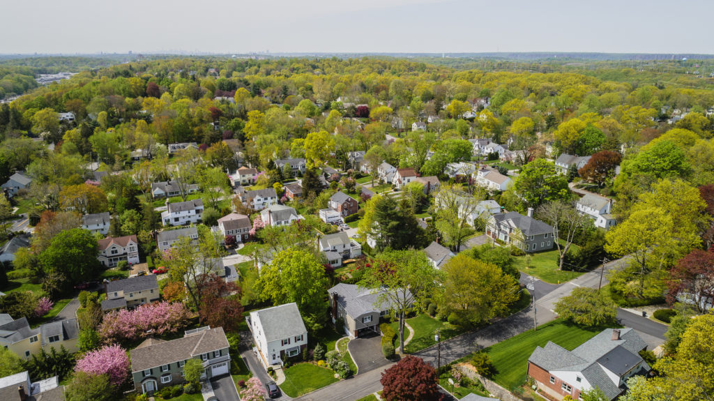 Buying a Home Watch for these Neighborhood Red Flags