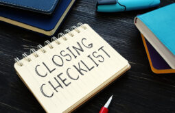 Closing Day Checklist: How to Prepare for a Stress-Free Settlement